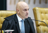 Moraes determina emissão de mandado de prisão contra Eduardo Bolsonaro