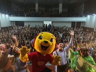 Chapecó Mais Limpa reúne mais de 400 crianças em ação de educação ambiental