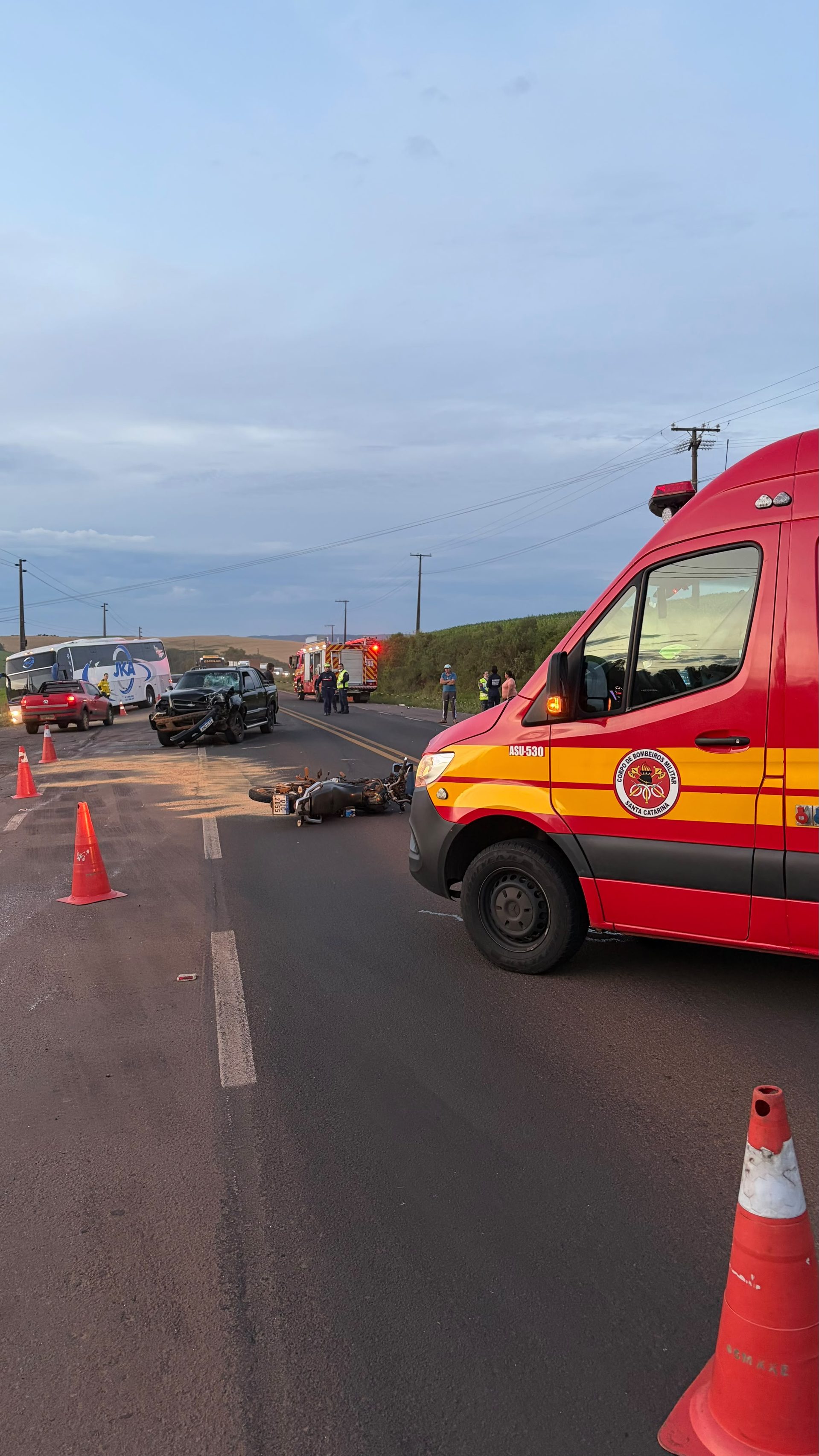 Motociclista morre em colisão frontal com caminhonete na SC-480, em Xanxerê