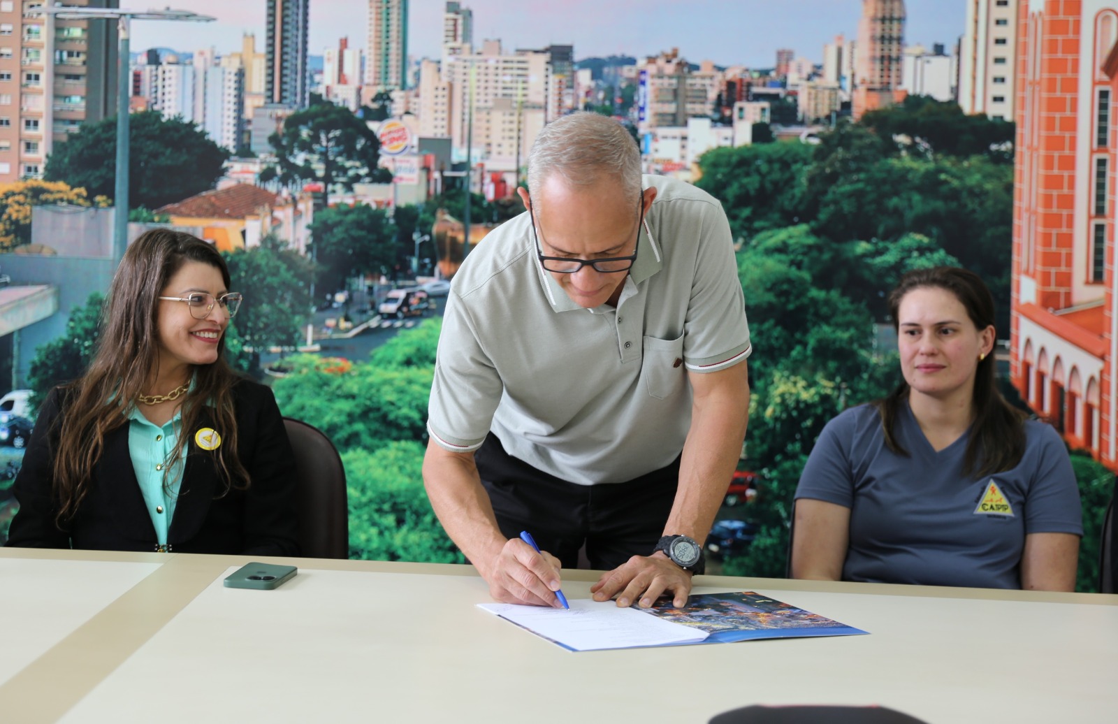 Chapecó empossa novos conselheiros dos Direitos da Criança e do Adolescente