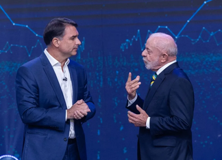 Pesquisa aponta Flávio Bolsonaro com 52% dos votos válidos e Lula com 48% no segundo turno